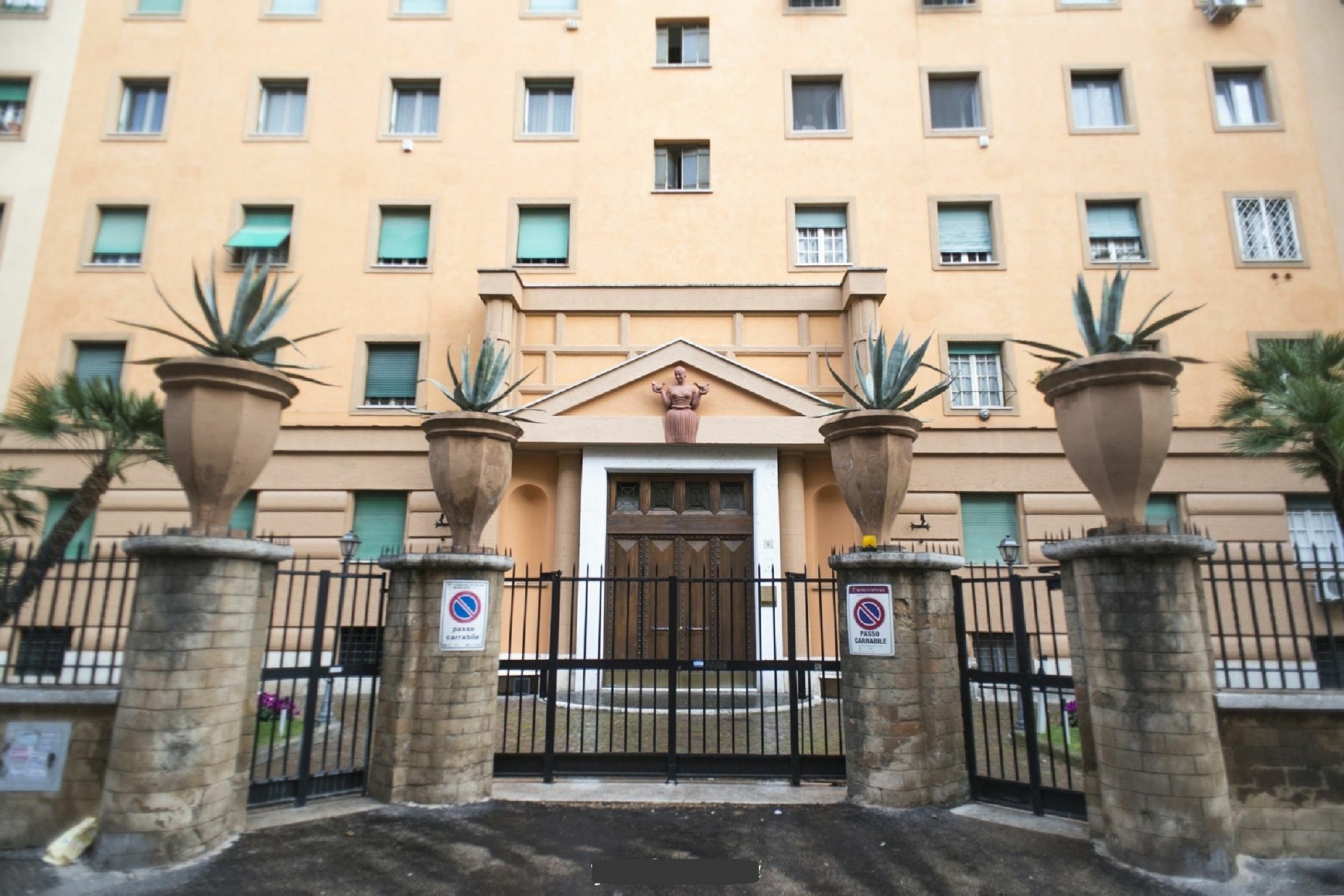 Costantino Secondo Guest House روما المظهر الخارجي الصورة